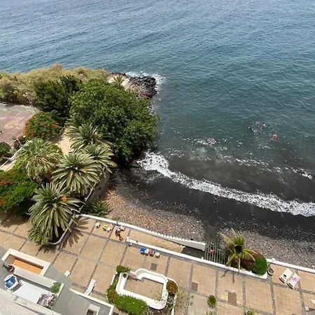 Apartamentos Playa Chica / Playa Las Gaviotas Santa Cruz de Tenerife Exterior photo